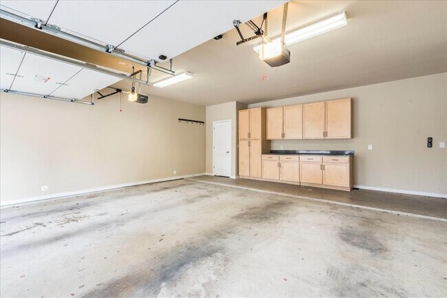 Building Photo - 2606 Wilson St