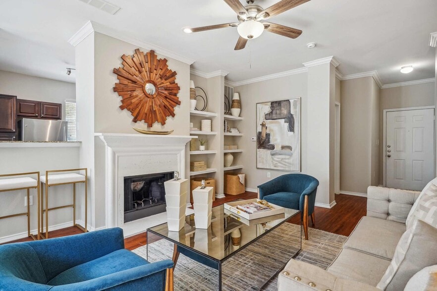 Building Photo - The Vine South