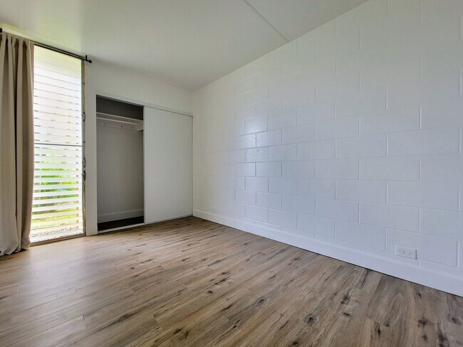 Building Photo - AVAILABLE | 2 Bedroom, 1 Bathroom, 1 Assig...