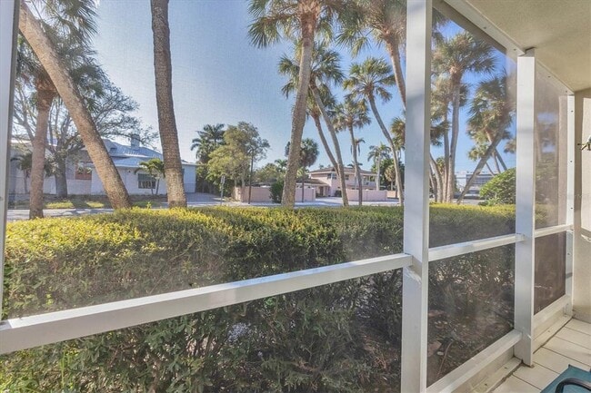 Building Photo - 500 S Washington Dr