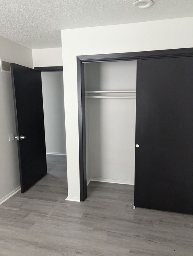 Building Photo - Ready to come home?!