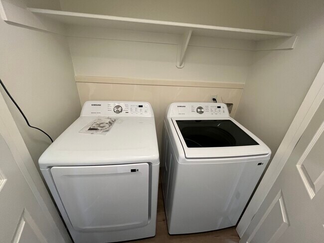 Laundry - 1063 W 1360 S