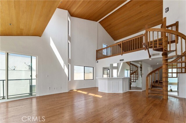 Building Photo - 1230 E Ocean Blvd