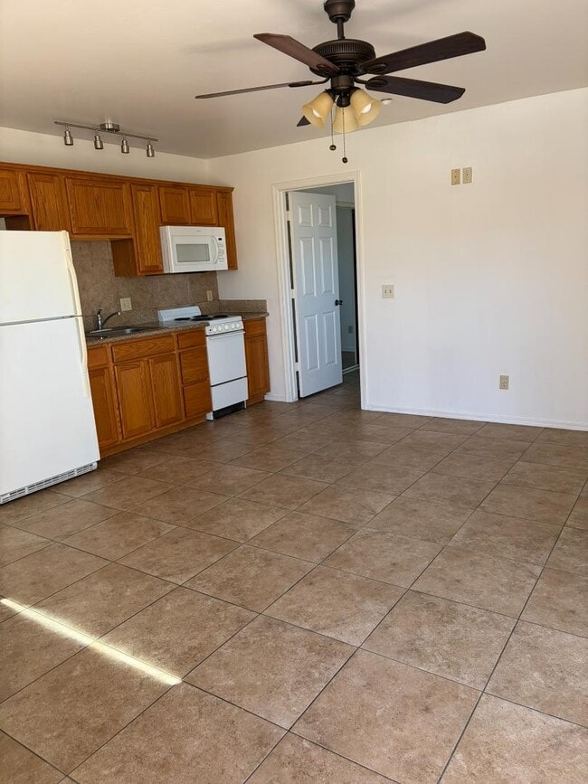 Building Photo - 1291 Vaquero Dr