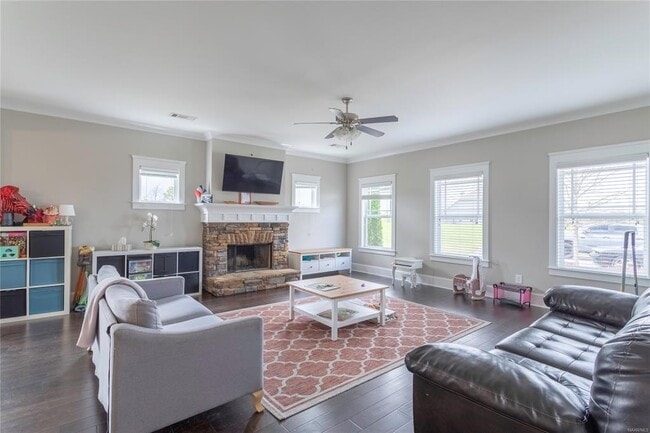 Building Photo - 201 Ave of The Orchards