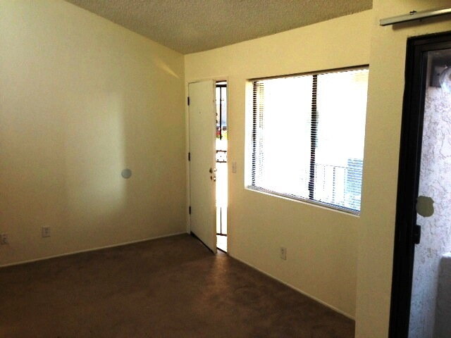 Building Photo - Vaulted ceiling & large bedroom in this sp...