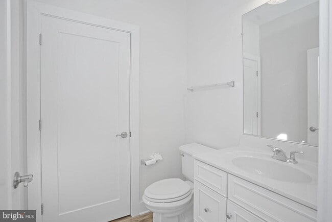 Building Photo - 44734 Roosevelt Sq