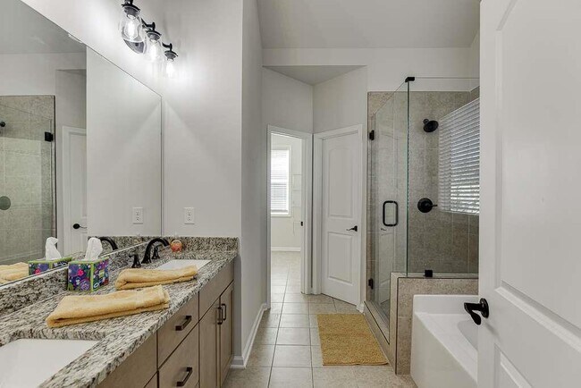 Building Photo - 3477 N Berkeley Lake Rd NW