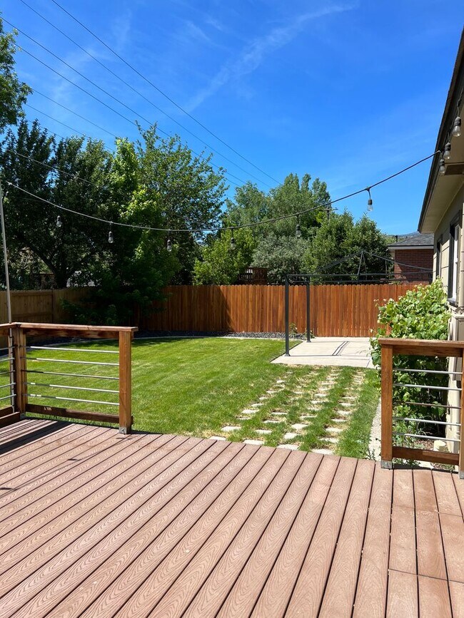 Building Photo - Move In Ready in Desirable Reno Neighborhood