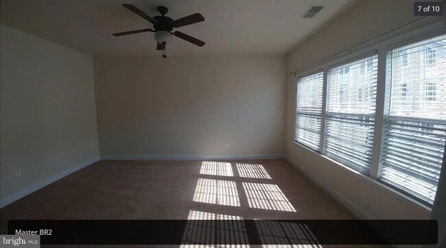 Building Photo - 511 Pelican Ave