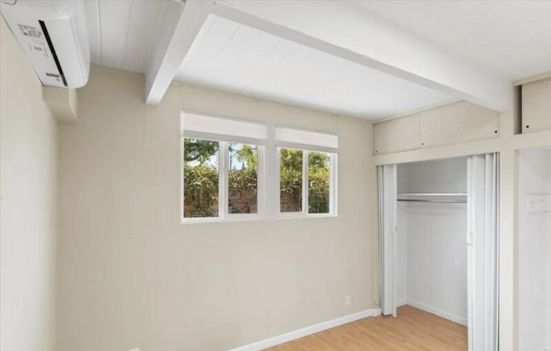 Building Photo - 2085 Sandalwood Ct