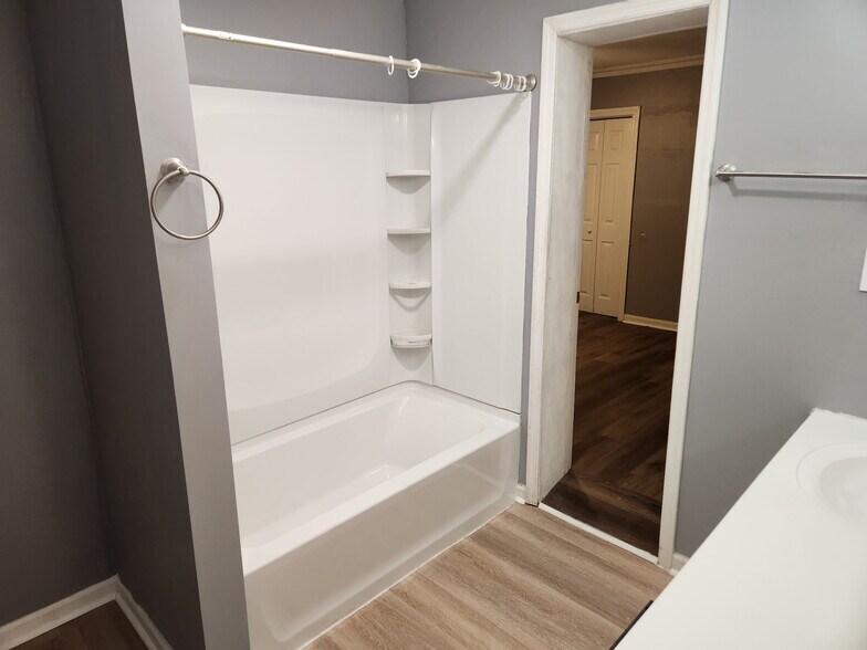 Master Bathroom - 140 Torch Hill Rd
