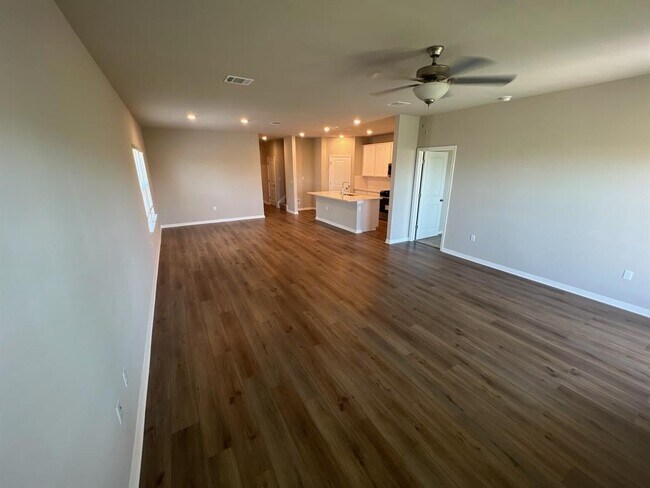 Building Photo - 6400 Rounded Pebble Ln