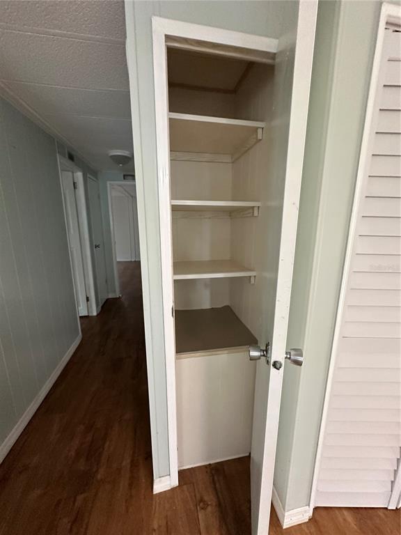 Building Photo - 24007 River Rd