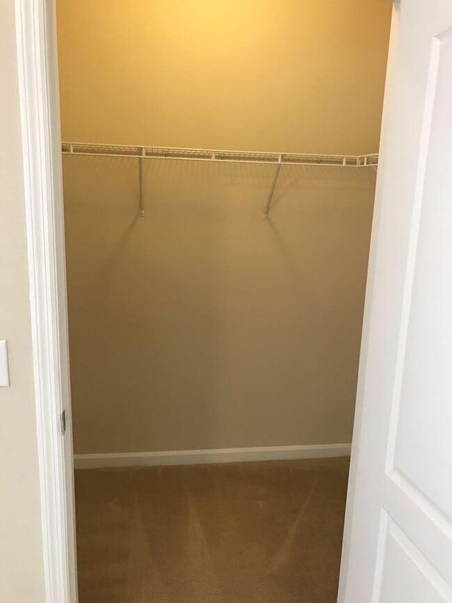 Building Photo - Just Listed!  2/2 Second Floor Unit Located at the Beautiful Mirabella Condominiums