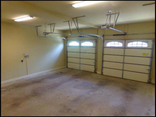 Building Photo - 111 Chelle Ln