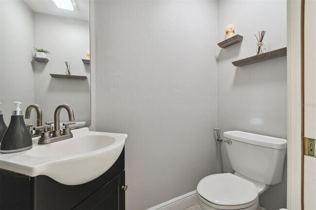 Building Photo - 19426 Sandy Springs Cir