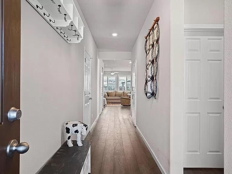 Building Photo - 2016 Fairhaven St