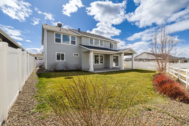 Building Photo - Dry Creek Ranch Rental