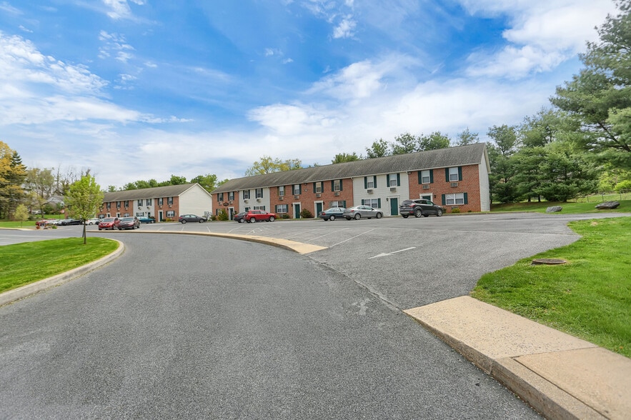 Shippensburg Village Townhomes 100 Bard Dr Shippensburg PA 17257