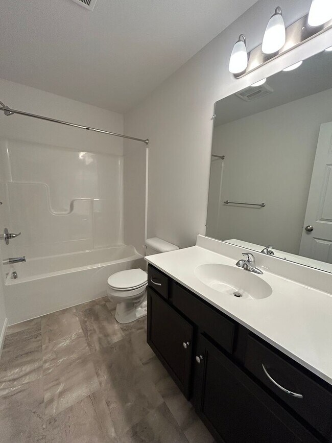 Building Photo - New build 3 bed, 2.5 bath in Carlisle