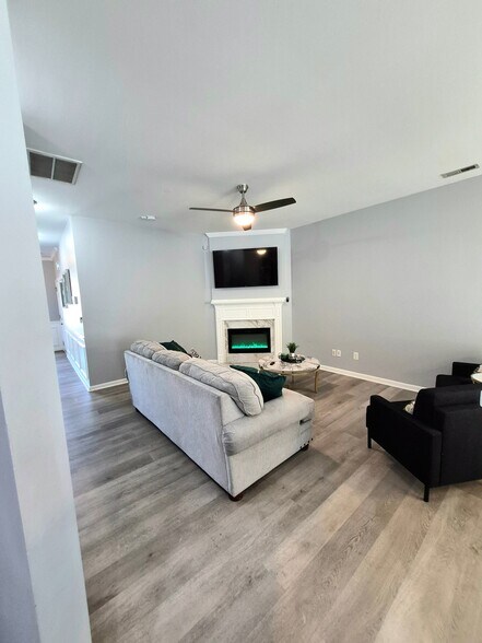 Building Photo - 11744 Prideland Ct