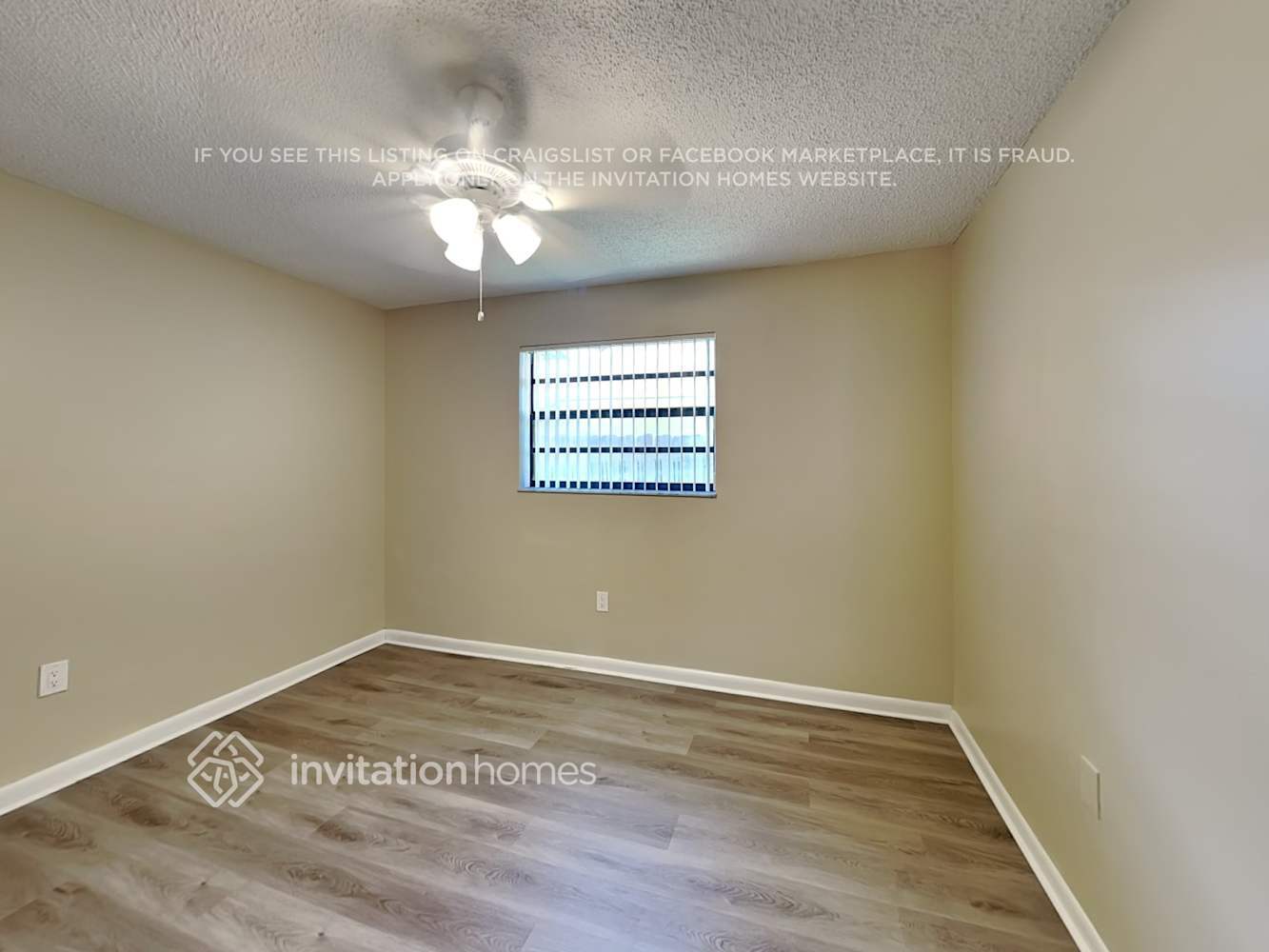 Building Photo - 1389 SW 151st Ave