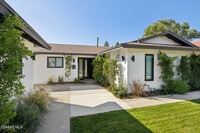 Building Photo - 16 Alamar St