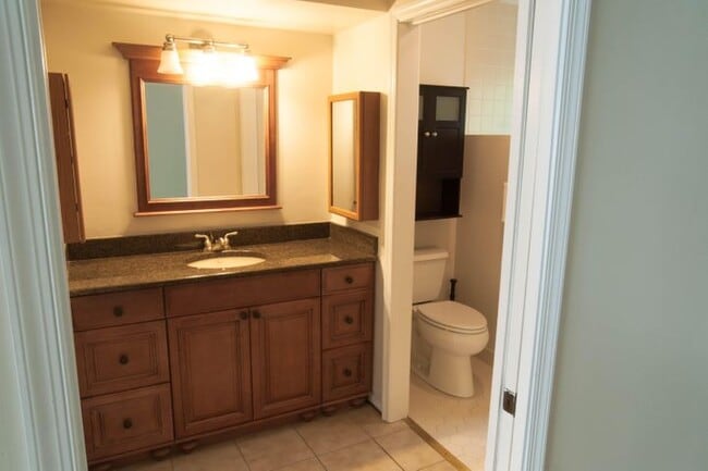 Building Photo - 8963 Old Pine Way