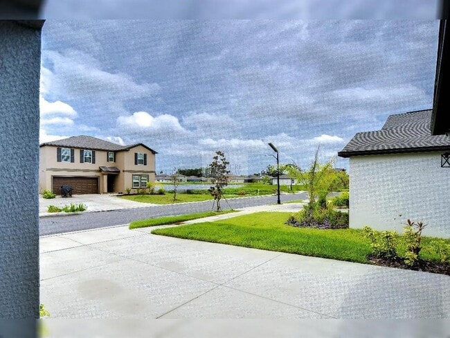 Building Photo - 1412 Tahitian Sunrise Dr