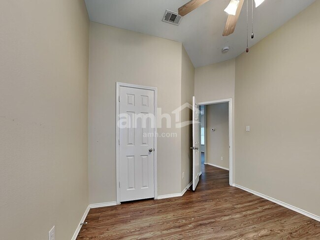 Building Photo - 406 Fireberry Dr