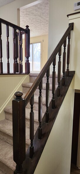 Building Photo - 226 Allison Ave