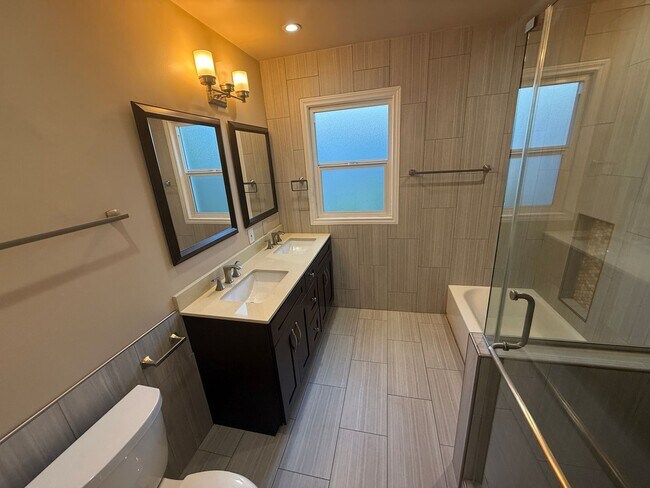 Building Photo - 2-Bedroom ADU with All Appliances Included in Valley Village!