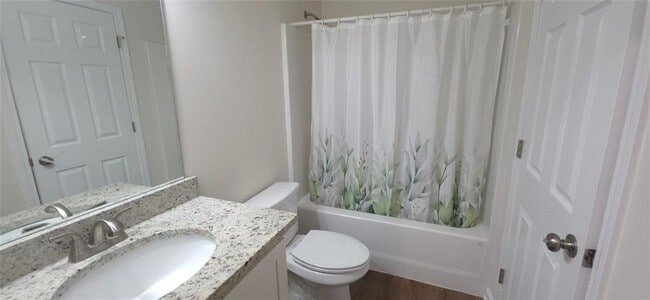 Building Photo - 635 Ben Higgins Rd