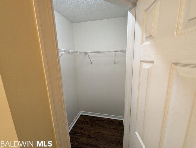 Building Photo - 12971 Labradors Run