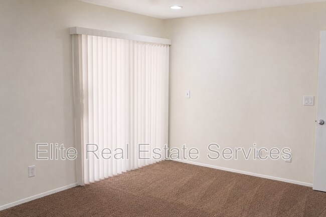 Building Photo - 6757 Friars Rd