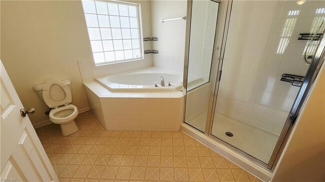 Building Photo - 805 Gem Ct