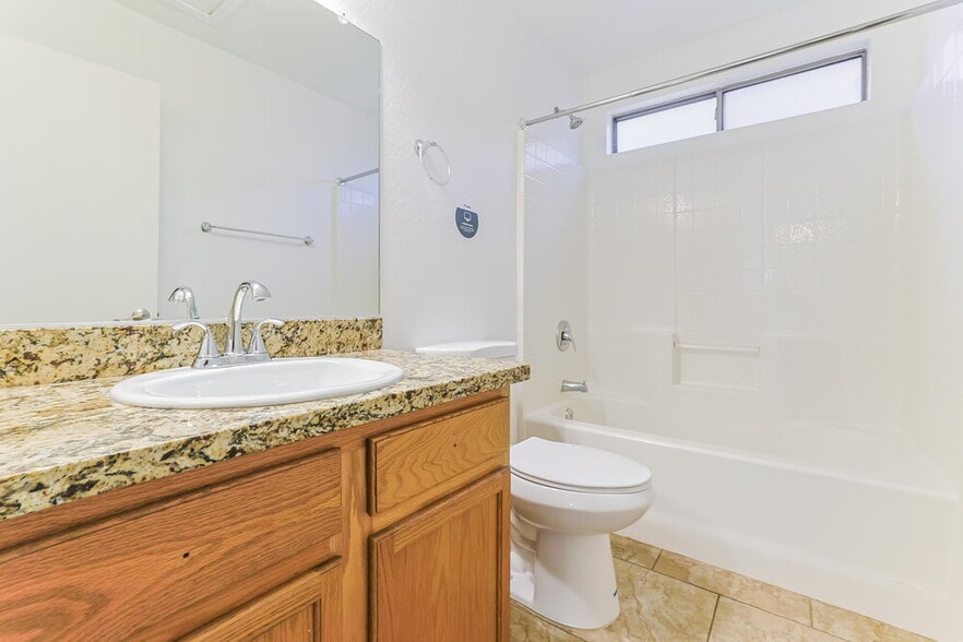 Building Photo - 9641 E Baltimore St