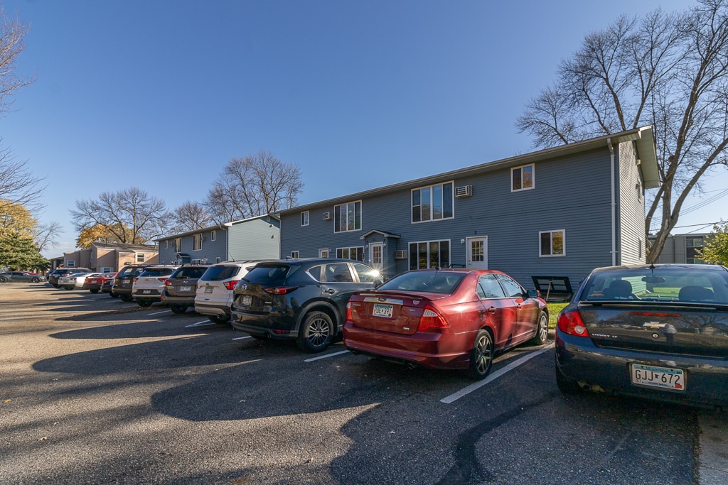 Building Photo - 119 E Welcome Ave