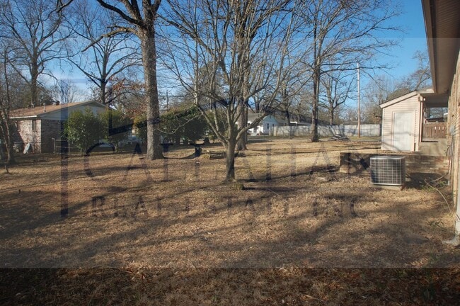 Building Photo - Updated Sherwood 3 bed 2 bath