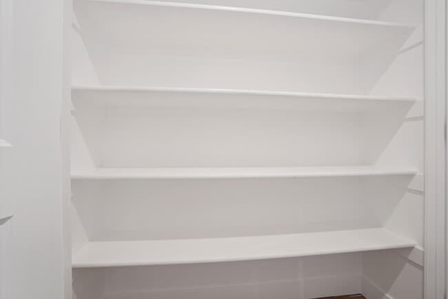 Building Photo - 2289 E 430 S