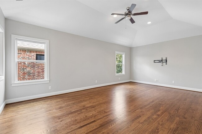 Building Photo - 6030 Vickery Blvd
