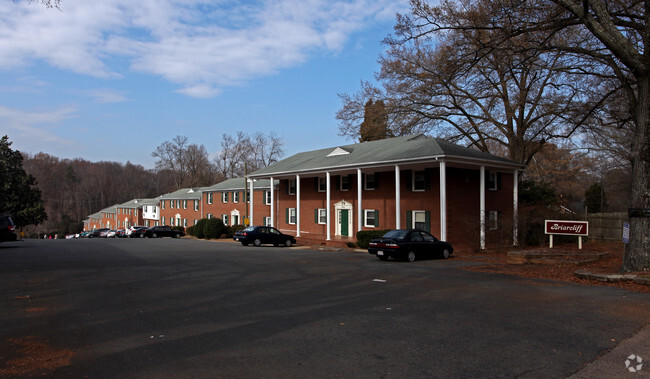 Building Photo - Briarcliff Apartments