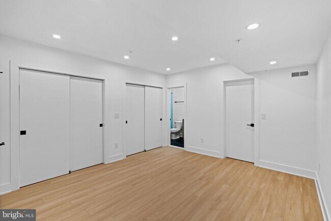 Building Photo - 4225 Powelton Ave