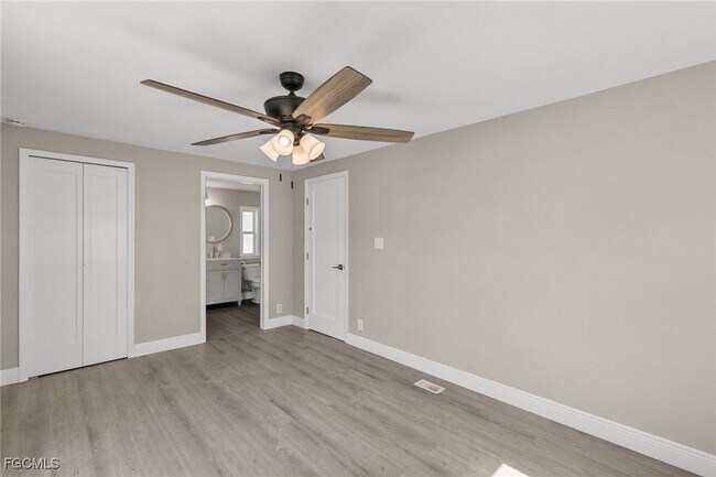 Building Photo - 57 San Remo Cir