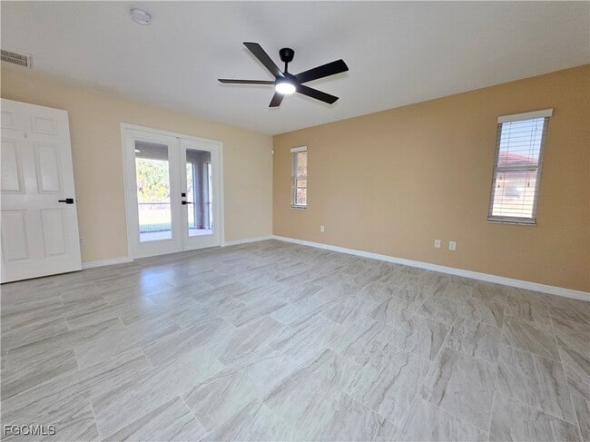 Building Photo - 1625 N Gator Cir