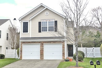 Building Photo - 3 Bedroom Home/2 Car Garage  *NW Raleigh L...