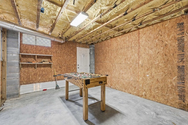 Building Photo - 6 Ibis St