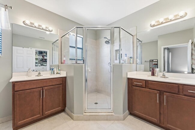 Building Photo - 4660 Silver Saw Ln