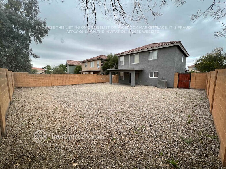 Building Photo - 1075 E Rolls Rd